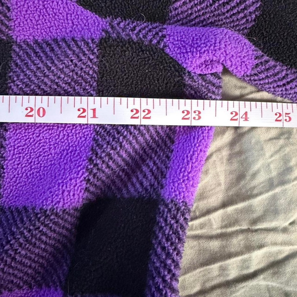 Chaps purple/black plaid fleece jacket with quilted pockets. Size XL - Picture 4 of 4